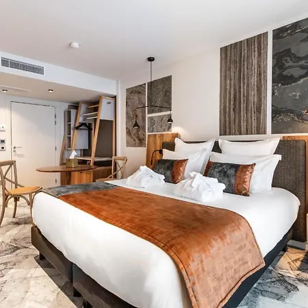 Hotel D'aillon Et D'ailleurs