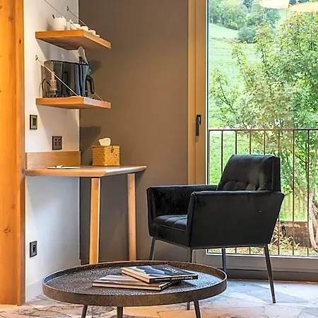 Hotel D'aillon Et D'ailleurs
