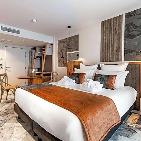 Hotel D'aillon Et D'ailleurs