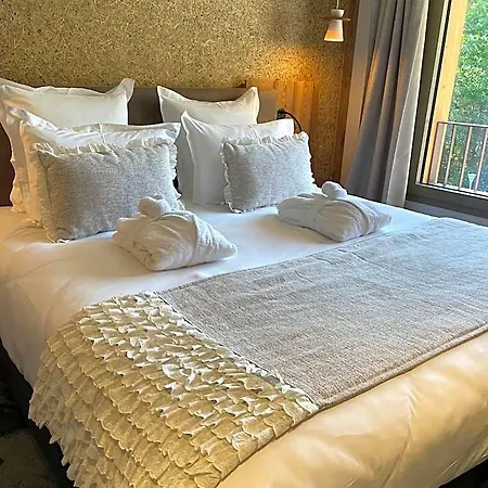 D'aillon Et D'ailleurs Hotel